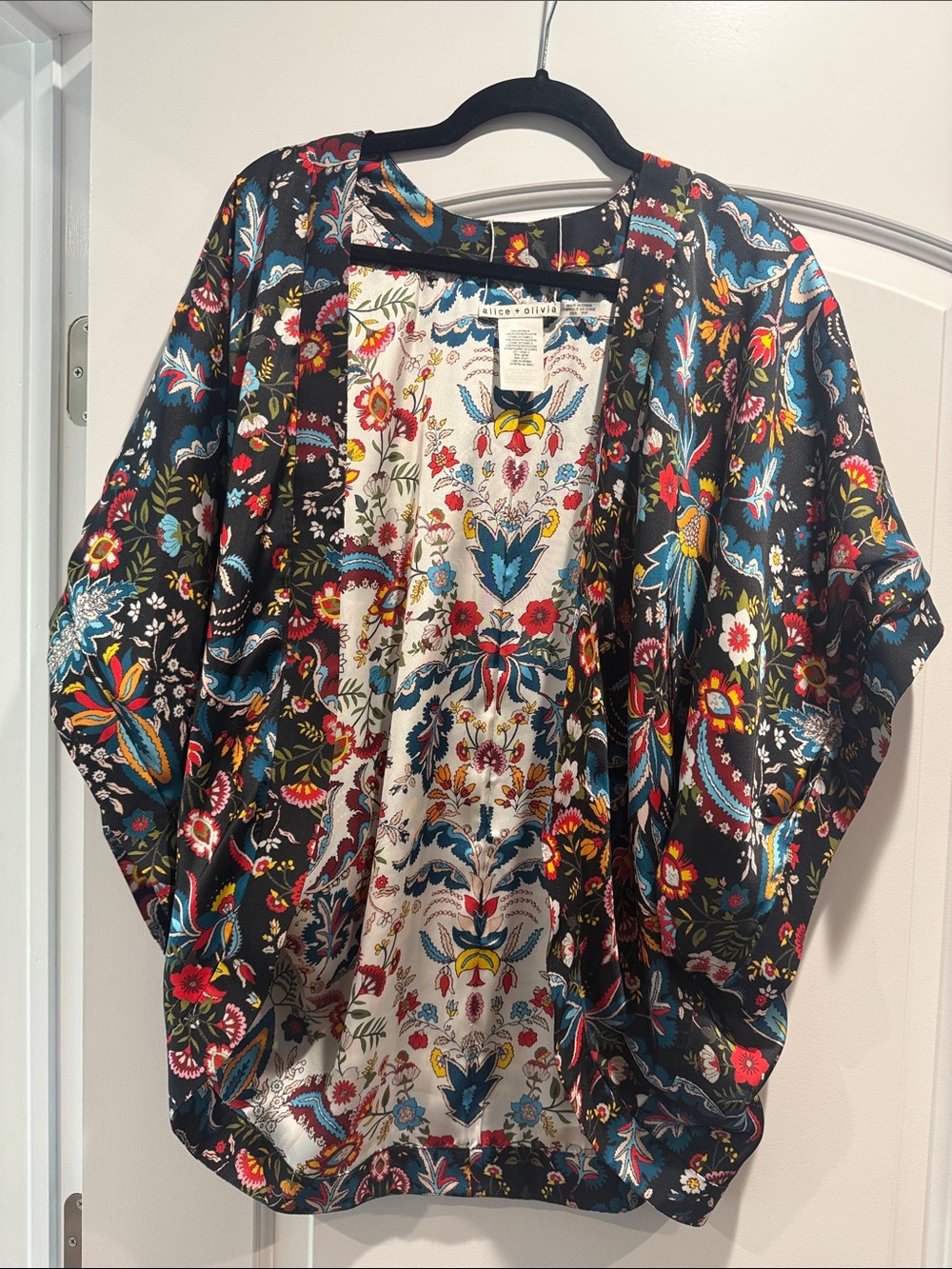 Alice + Olivia reversible kimono